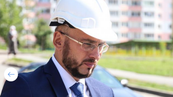 Обвиняемый в мошенничестве депутат Иван Сидоренко планировал улететь в Испанию