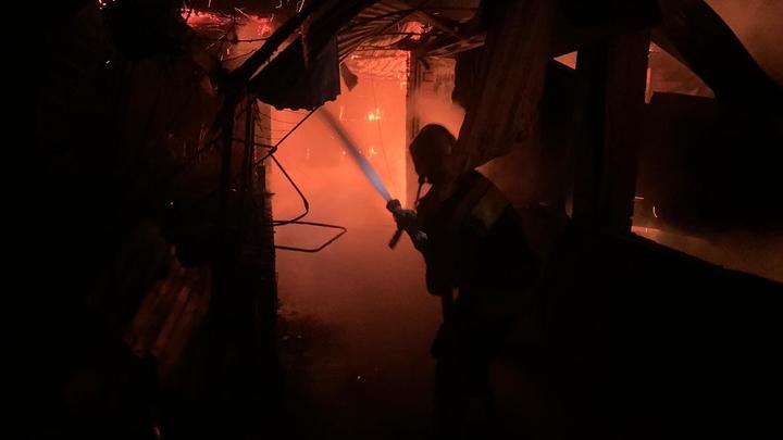 В Сочи загорелся частный дом: потребовалась эвакуация людей