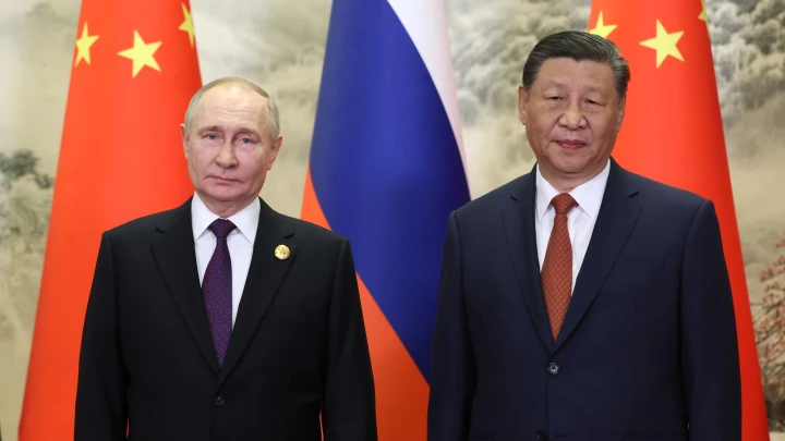 Си Цзиньпин принял приглашение Путина и прилетит на Парад Победы в Москву