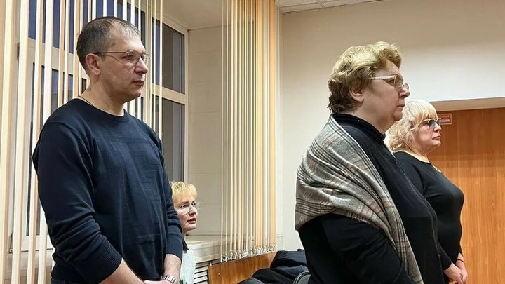 В Новосибирске суд смягчил наказание фигурантам дела о хищении квартир у мэрии