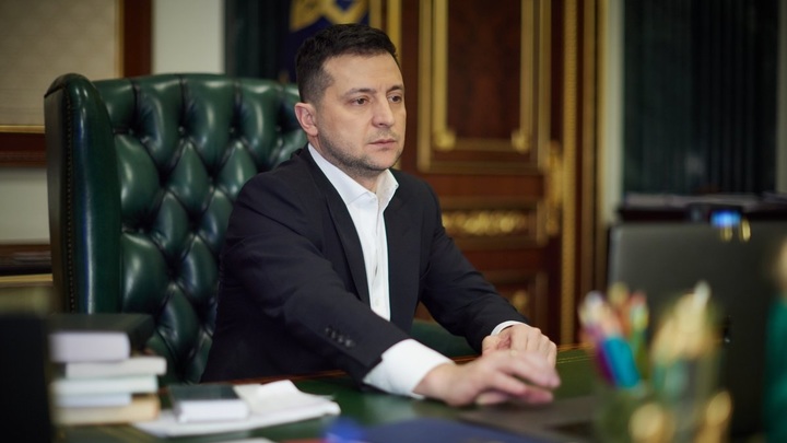 Зеленский идёт на войну: Как президент Украины стал пародией на самого себя