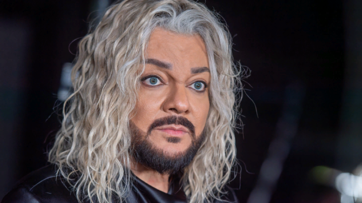 Отец Киркорова оправдался за поведение сына на концерте