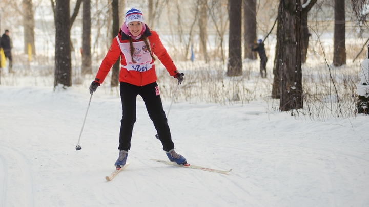 В московском парке открыта круглосуточная лыжная трасса