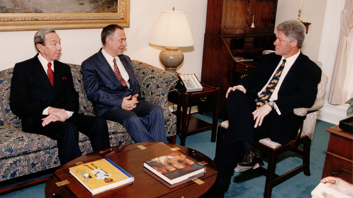 Развод прозревших чиновников о проклятой России вскрыл Пронько: Включайте мозги