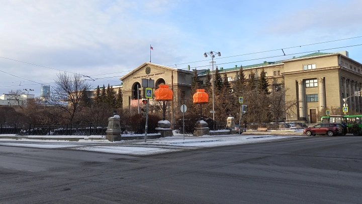 Циклон принёс в Свердловскую область штормовую погоду