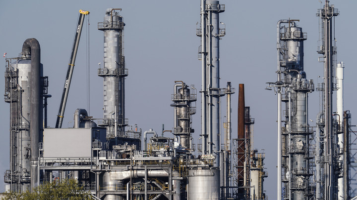 Мы с таким не сталкивались: В Германии может закрыться крупнейший в мире химкомплекс