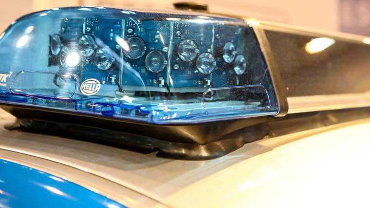 В Новосибирске Toyota Surf протаранила машину ДПС