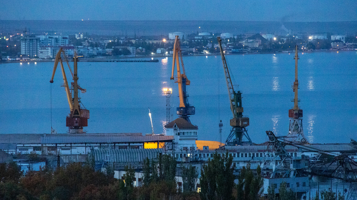 В Черном море заметили катер ВМС Украины