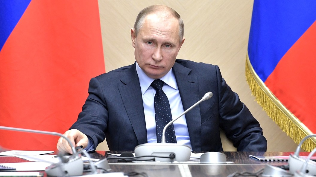 Владимир Путин совершенствует законодательство о борьбе с коррупцией Владимир Путин совершенствует законодательство о борьбе с коррупцией