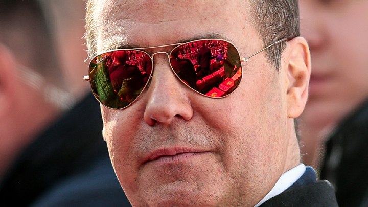 Медведев предложил изменить СВО: Можно и нужно идти до Киева и дальше