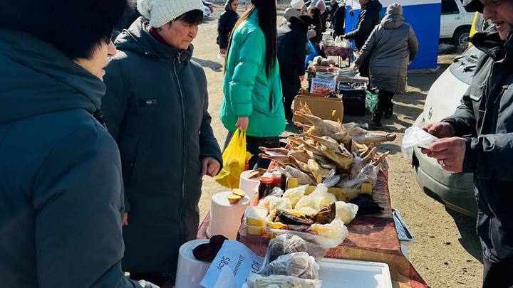 Читинцы закупили 2,4 тонны мяса на субботней ярмарке 9 марта