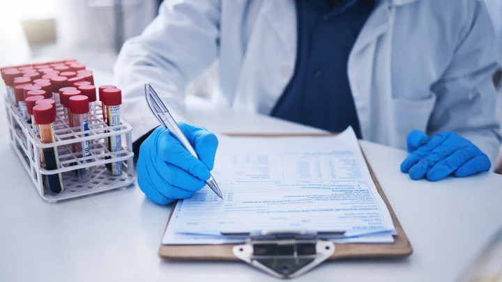 Уйди как мужик: Хирург из Костромы после жалоб на коллег-южан остался без работы