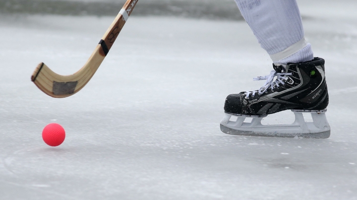 Без России и Белоруссии не выйдет: ЧМ-2024 по хоккею с мячом отменили