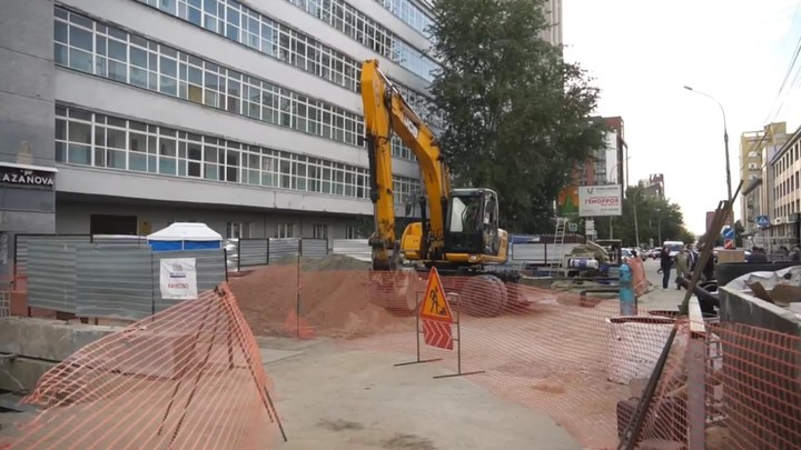 Мэр Новосибирска пообещал своевременно подать тепло в дома горожан