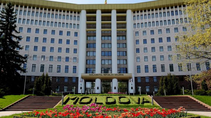 «Много дел»: почему Молдова не захотела наблюдать за выборами в Госдуму России