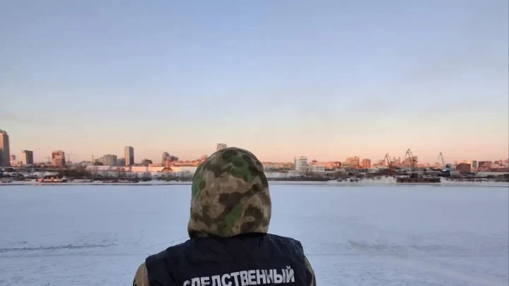 Второй ребенок за неделю провалился под лёд на Оби в Новосибирске