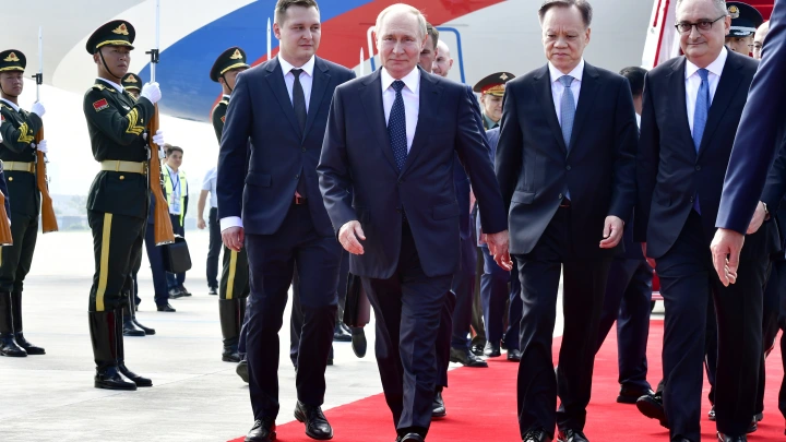 Алиев - с краю, Путин - рядом с Цзиньпином: Удивительное семейное фото, от которого трясёт русофобов