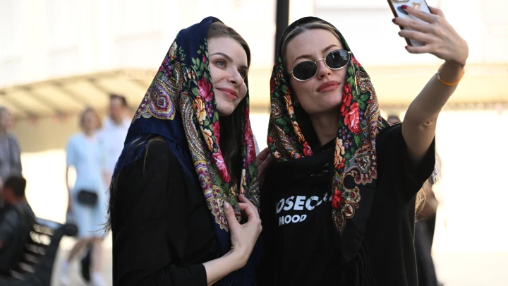 Одеваются лучше, чем мы: Видео из России поразило Иванку Трамп - а потом и остальных американцев