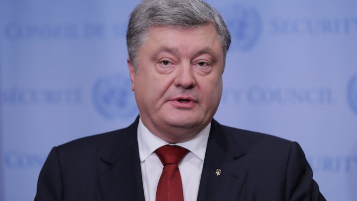 Дай американские зарплаты: Украинцы взбешены любовью Порошенко к США
