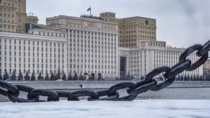 Минобороны сделало заявление из-за схода боеприпаса над Петропавловкой