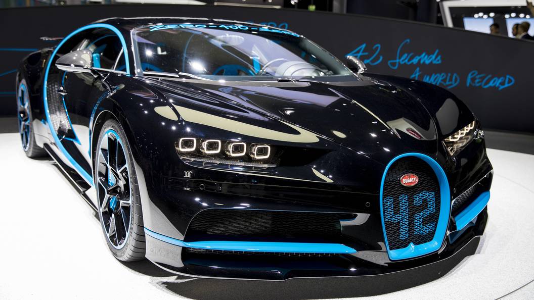 Тщеславие на колесах: Покупатель из России приобрел гиперкар Bugatti Chiron за 3,5 миллиона евро Тщеславие на колесах: Покупатель из России приобрел гиперкар Bugatti Chiron за 3,5 миллиона евро