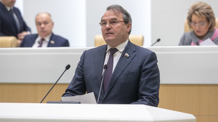 Морозов призвал вызванного на дуэль украинского депутата Березу не прятаться в обагренном кровью Киеве