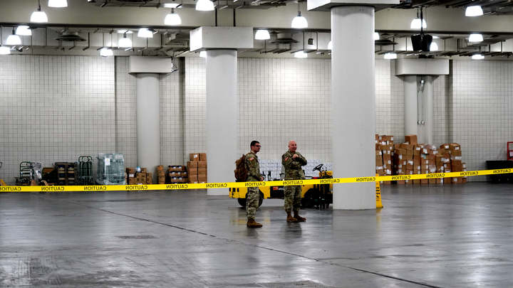 Рефрижераторы для трупов и врачи в мусорных мешках: Российский журналист сравнил Нью-Йорк с фильмом ужасов