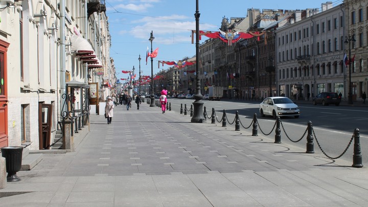 Вход на станцию метро «Невский проспект» ограничили после окончания Парада Победы