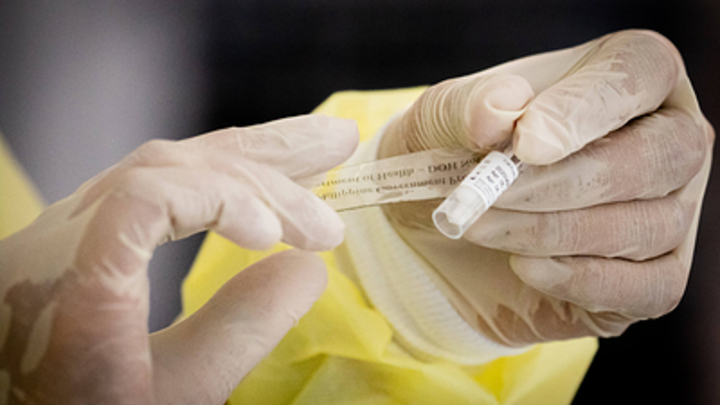 Британские учёные назвали простой способ уберечься от COVID-19: Риск меньше на 36%