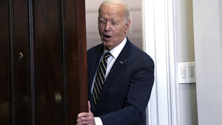 Байден сел на ядерную бомбу. Такого провала в США не ожидали