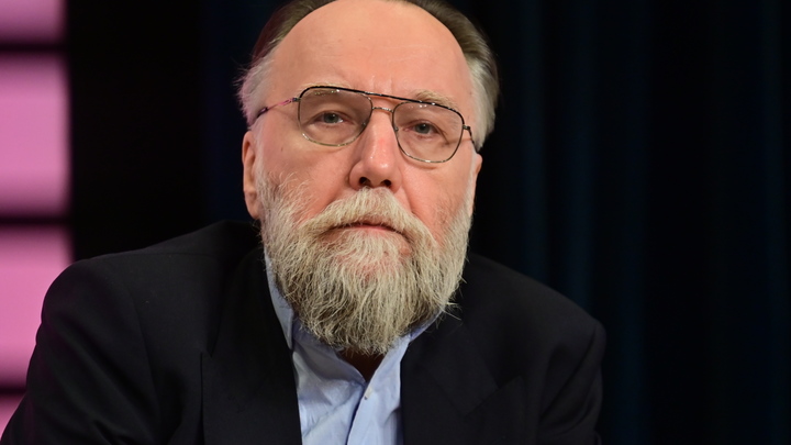 Либо ты за СВО, либо пошёл вон: Дугин подсказал жёсткое решение по иноагентам в России