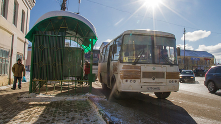 Заметили только на конечной: в автобусе в Нижнем Тагиле внезапно умер пассажир