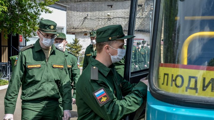 Власти Свердловской области создали комиссию для призыва 3 тысяч срочников
