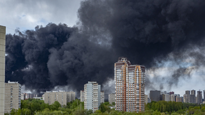 Пожар в московских Кузьминках: Горел цех завода на реконструкции