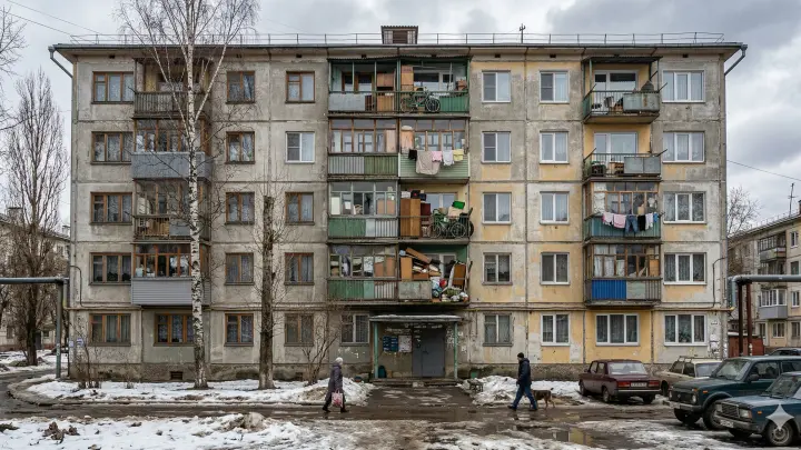 Хлам на балконе и сорняки на даче: за что в 2026 году можно попасть на штраф