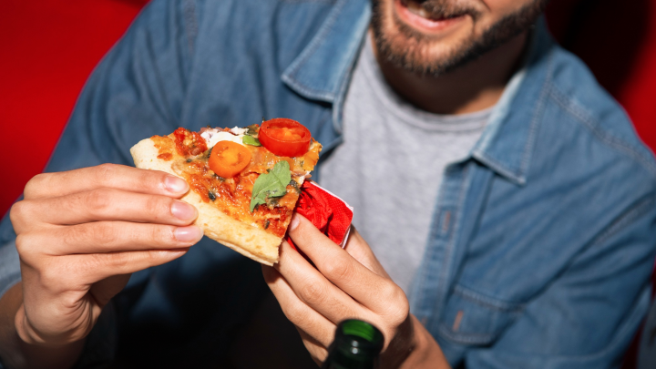 Русские пищевые привычки - кошмар для итальянца. Симоне назвал 7 запрещённых приёмов