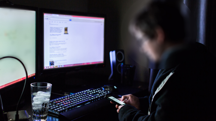 Мальчик в Подмосковье избил гантелью одноклассника, приревновав подругу