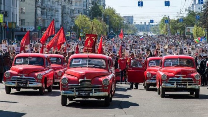 Бессмертный полк в Челябинске 2022: где записаться и бесплатно распечатать плакат, маршрут