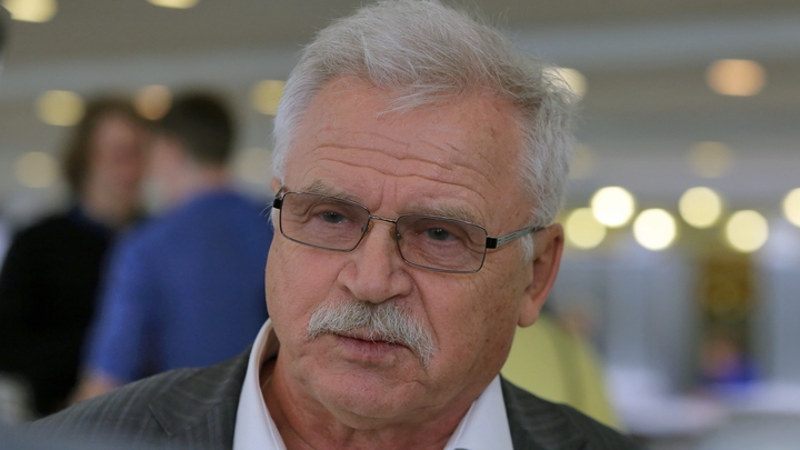 Актёр Сергей Никоненко объяснил, что сделать с Пугачёвой и её прихвостнем