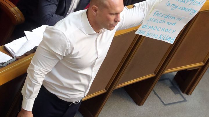 Лидер украинского Азова сотрудничал с МВД России - Кива