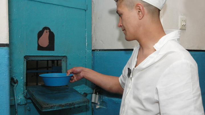 Убил 12 человек, женился на красотке и ведёт инстаграм: Как сложилась судьба легендарного киллера?