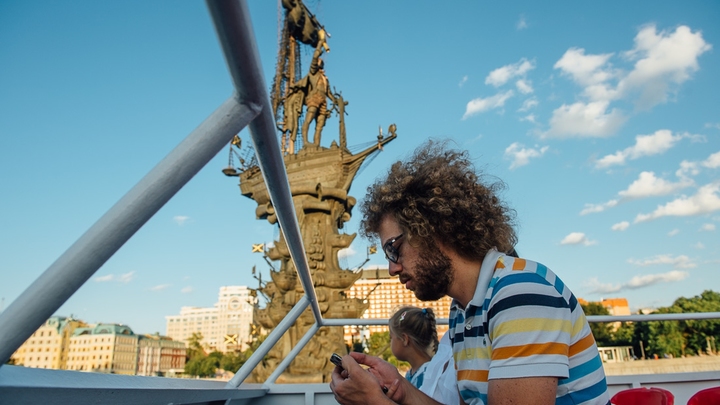 Ругали Россию, а теперь просят о помощи: Задержанные Варламов и Верзилов обратились к дипломатам