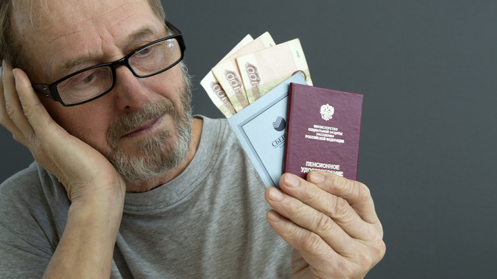 Самарские пенсионеры могут забрать свои накопления из ПФР единовременно