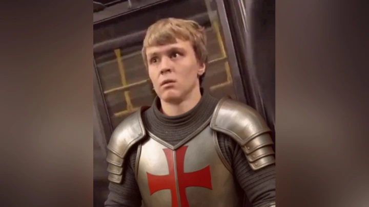Уфимец в толстовке стал «крестоносцем» для Запада. Видео из русского автобуса завирусилось на Западе