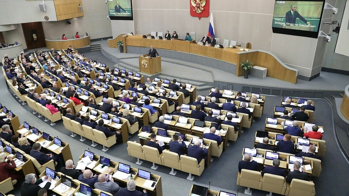 В Госдуме ответили, что делать с “крысами” из “бомонда”, бежавшими из России на Запад