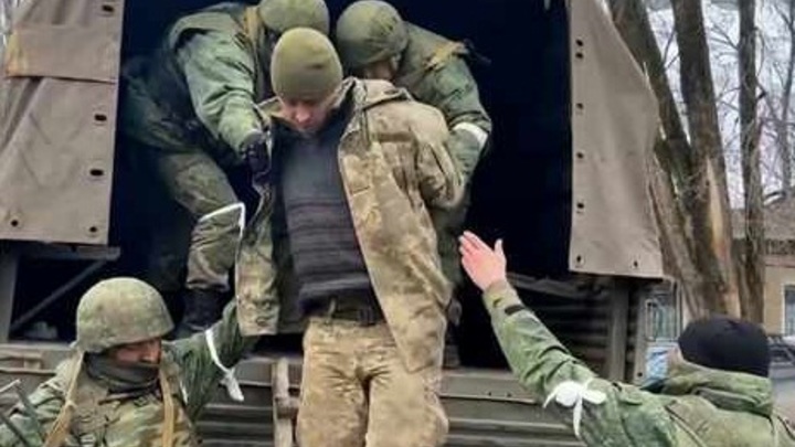 Киевские власти отказываются менять из плена простых украинских солдат