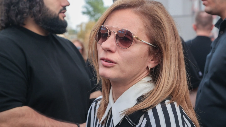 Останусь здесь, пока в России всё не уляжется: Куда исчезла звезда Comedy Woman Наталья Еприкян