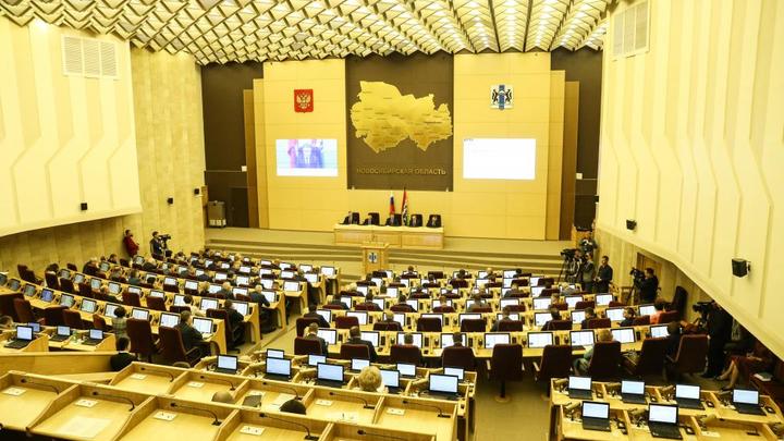 Депутаты разрешили избираться губернатору НСО более двух сроков подряд