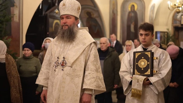 Митрополит Евгений поддержал свердловского губернатора в отношении охранника, дополнившего картину