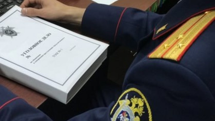 Директор ГКУ в Архангельске устроил дочь сторожем и поплатился за это